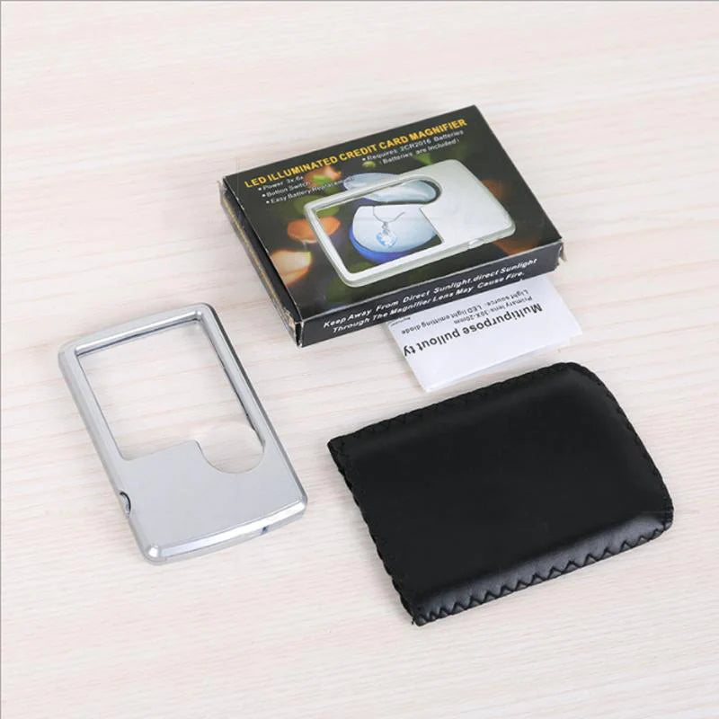 Lupa con luz LED Tipo Tarjeta Para Lectura