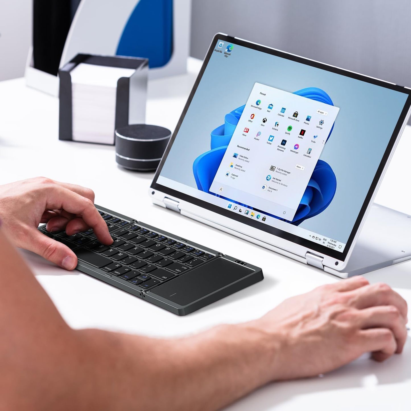 Teclado Bluetooth Plegable Con Panel Táctil