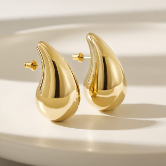 PENDIENTES EN FORMA DE GOTA - S