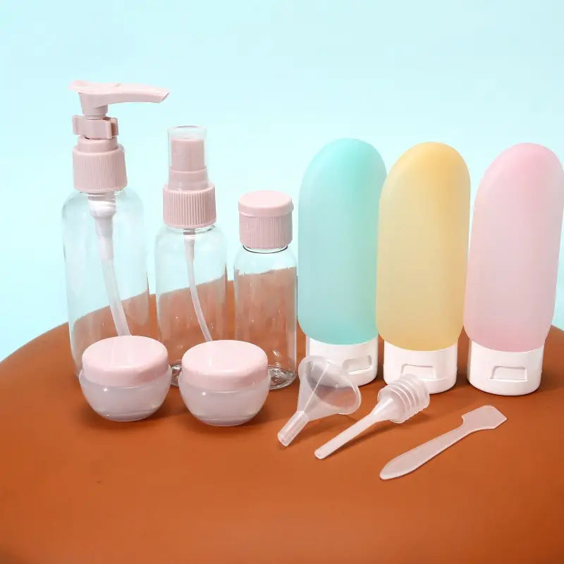 COMBO BOLSO VIAJERO + KIT  Botellas De Viaje 11 Piezas